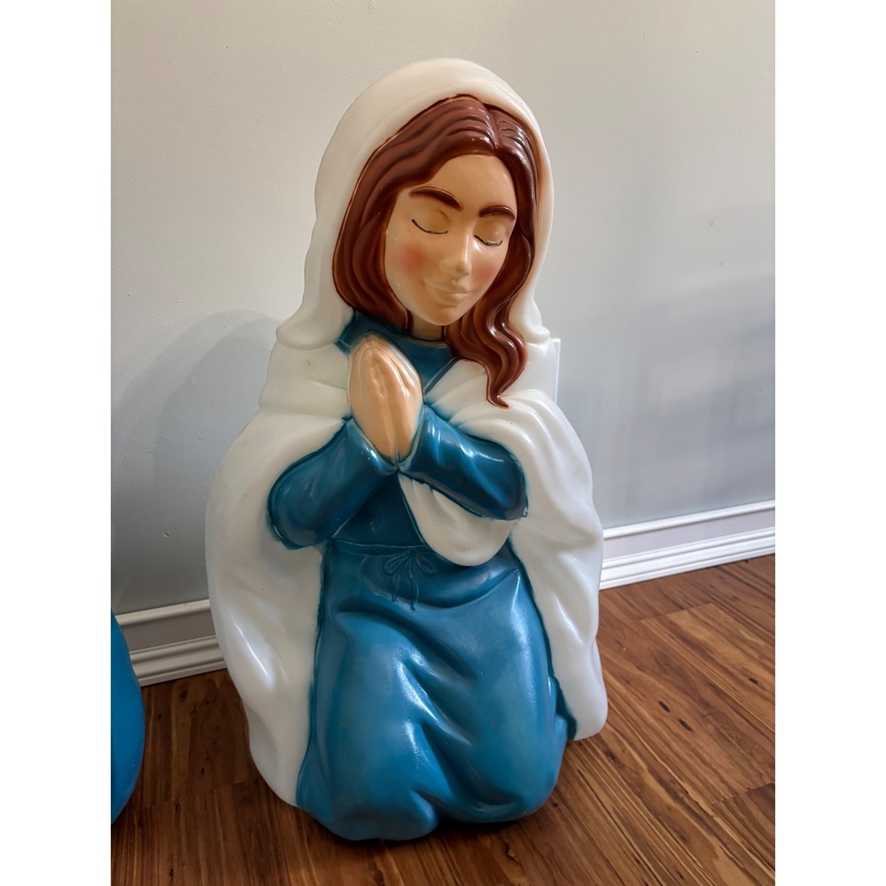 Vintage General Foam Plastics Mary Nativity Blow Mold Blue White 25"